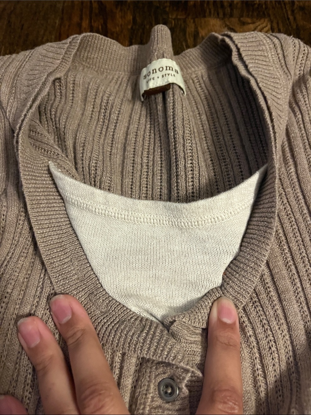 Beige Ribbed Button Up Henley Fall Top 2000s Size Medium - Picture 3 of 3